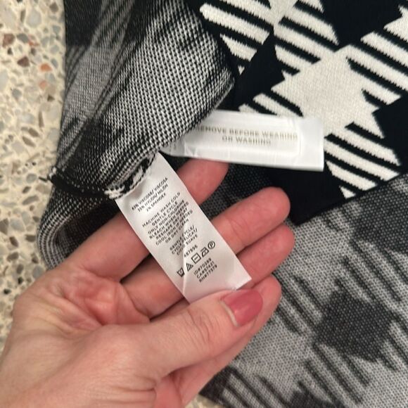 Ann Taylor black white gingham plaid button front coatigan knit small s - Picture 6 of 8